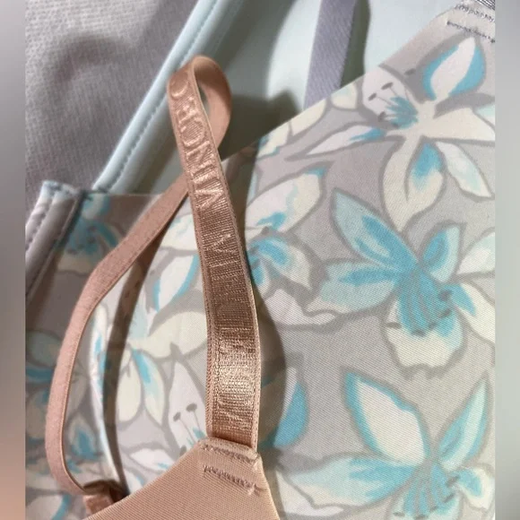 Vince Camuto Bras - Picture 3 of 4